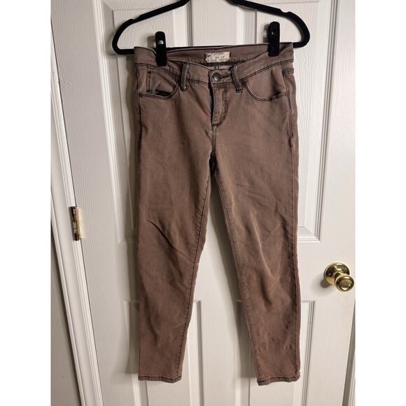 Free People Women’s Jeans Size 26 Brown Skinny Stretch Denim Pants Mid Rise - Picture 1 of 7